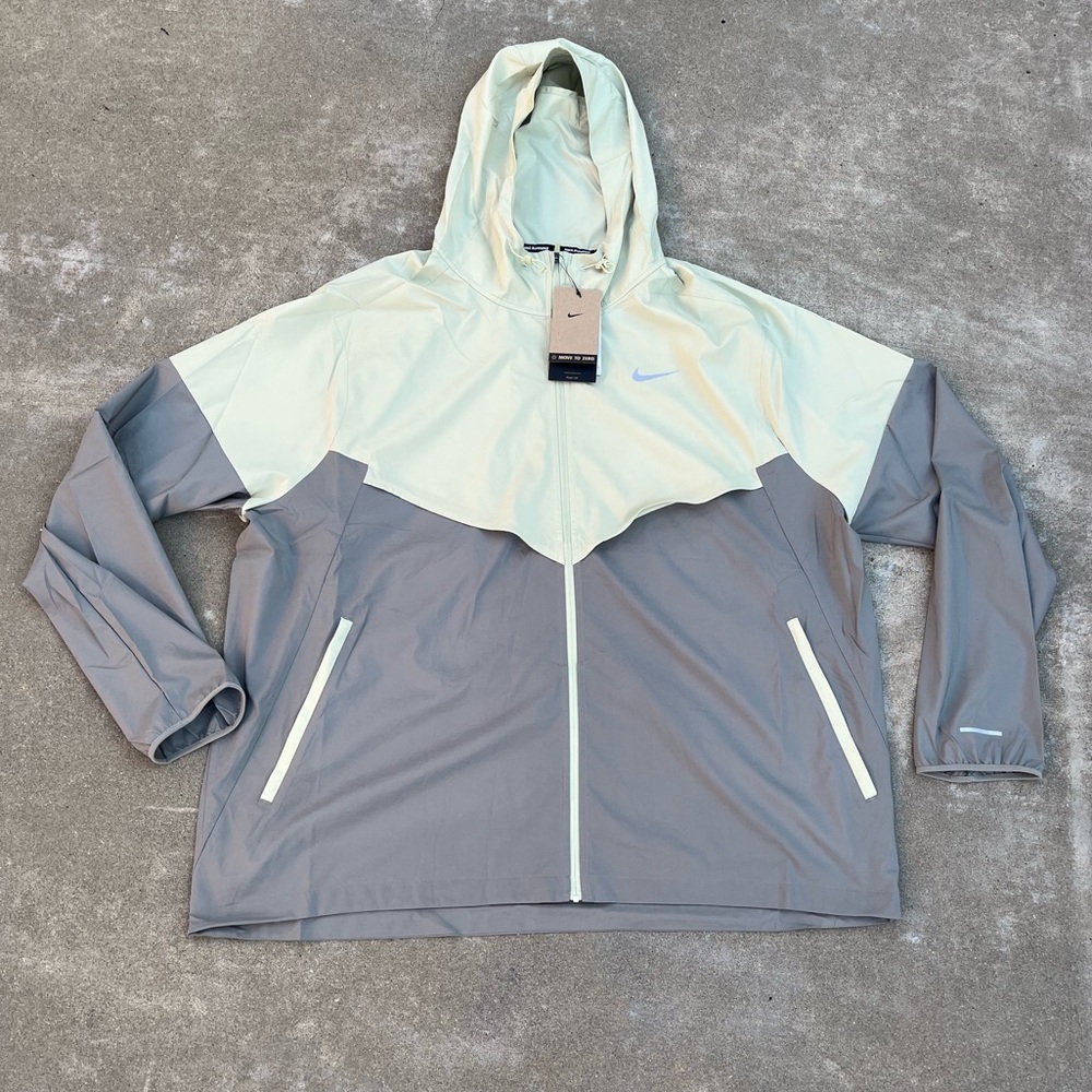 NWT Nike Windrunner Repel Running Jacket Olive Aura Men’s FB7540-371